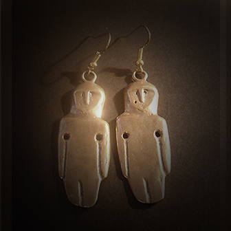 Baltiški papuošalai. Žalvariniai auskarai - Amuletai.